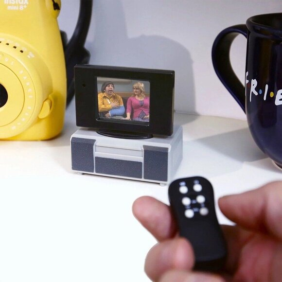 Tiny TV Classics Big Bang Theory Season 4 Sealed New BBT! - Picture 5 of 6